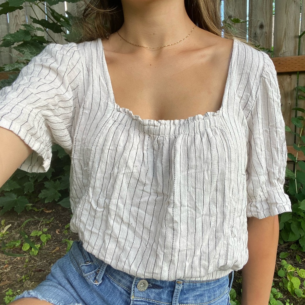American Eagle Crop Top